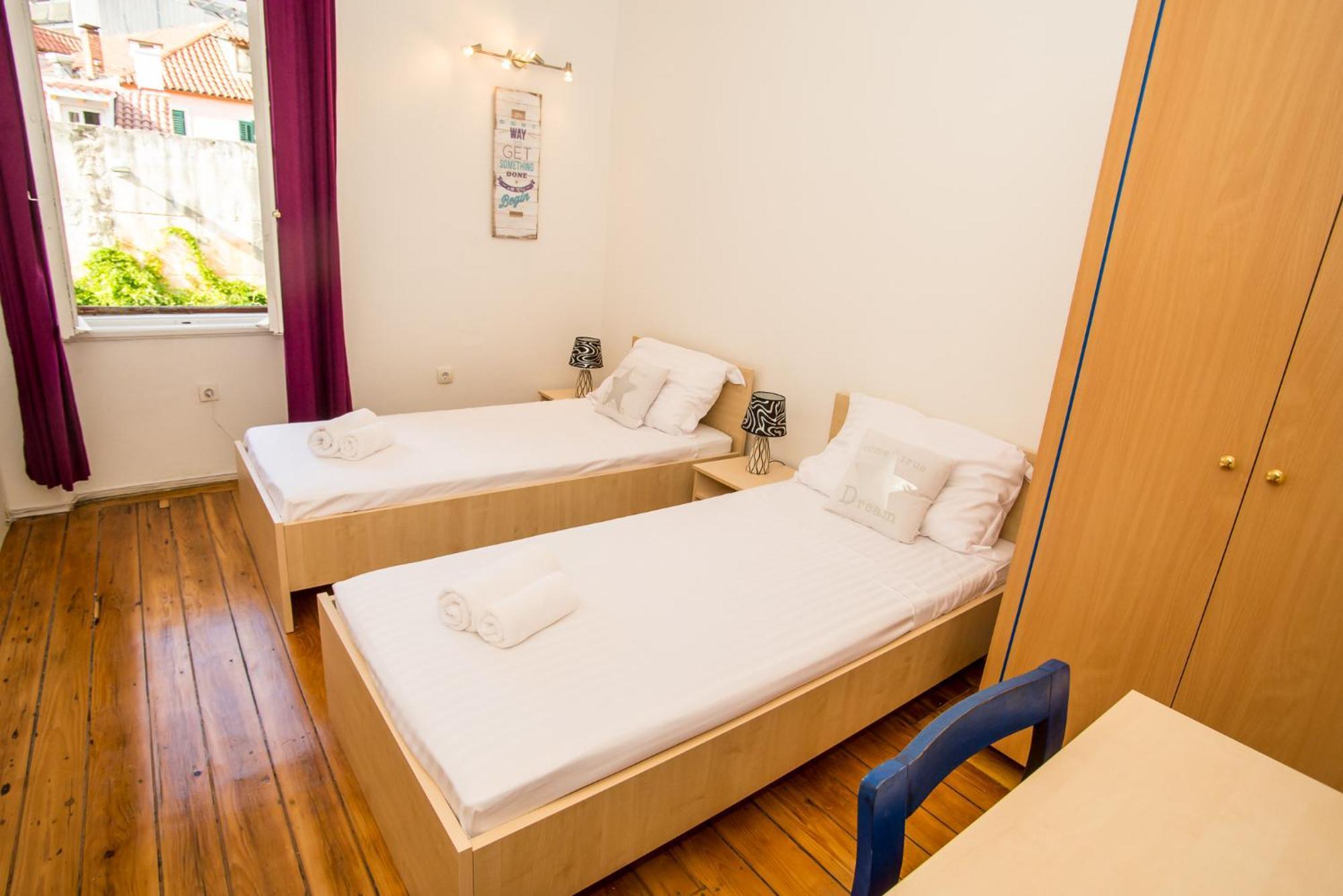 R&E Apartment สปลิท ภายนอก รูปภาพ