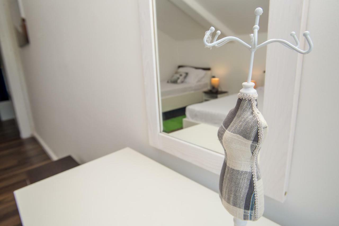 R&E Apartment สปลิท ภายนอก รูปภาพ